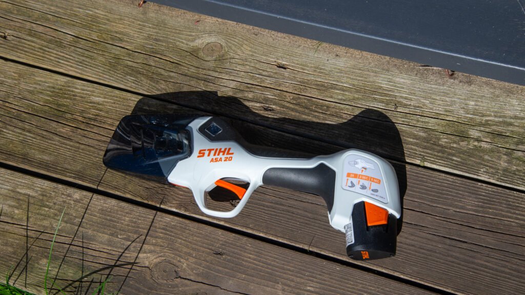 Stihl ASA 20 Cordless Secateurs Review: Pruning made way easier