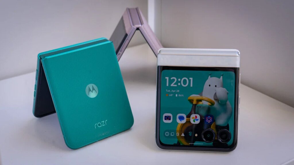 The Foldable iPhone Should Be Apple's Next Fancy Gadget