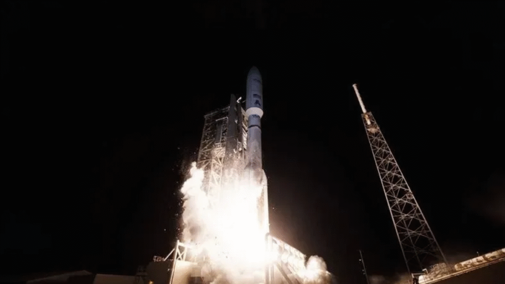 ULA Atlas V Launches 29 Amazon Kuiper Satellites in Return Mission