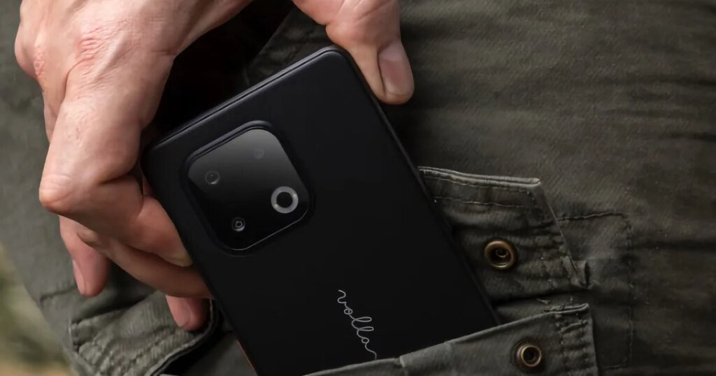 Volla Phone runs Linux in a rugged shell and proves replaceable batteries are still doable