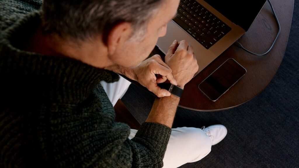 Gadgets & Wearables
