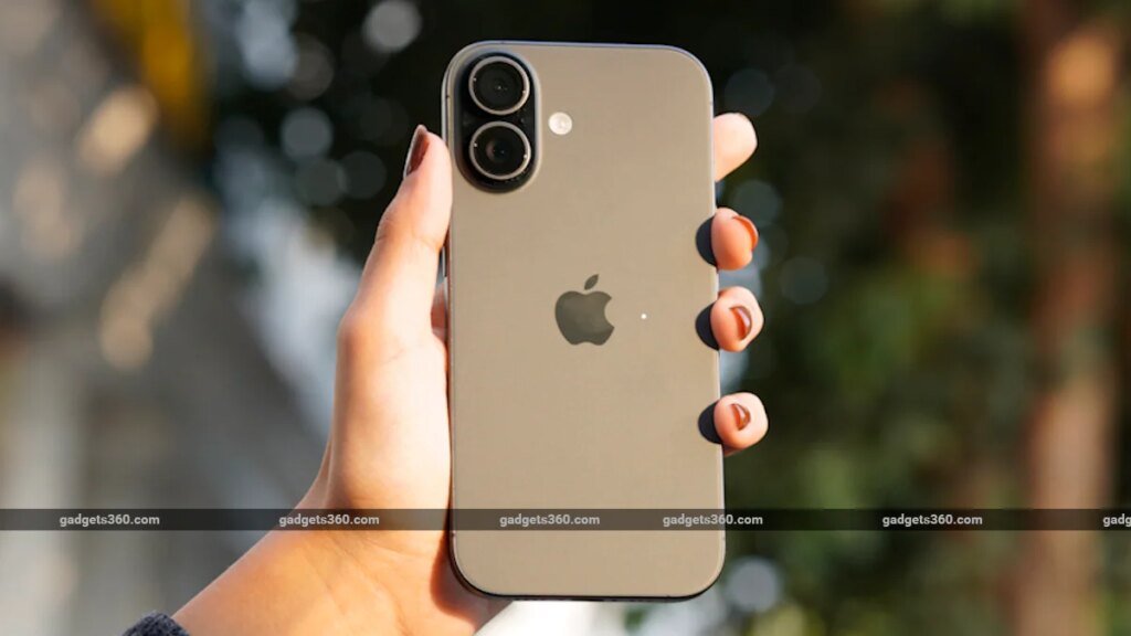 iPhone 17 Will Drop to Lowest Price During Flipkart Sale; Offers on iPhone 17 Pro Max, iPhone 16 Revealed